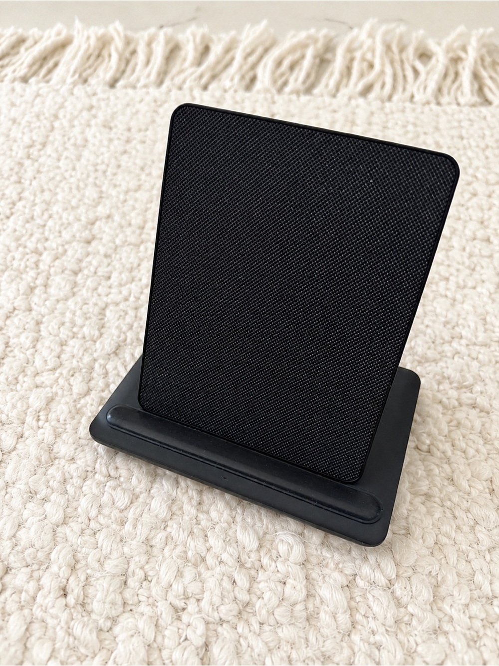 Wireless Charging Dock for Kindle